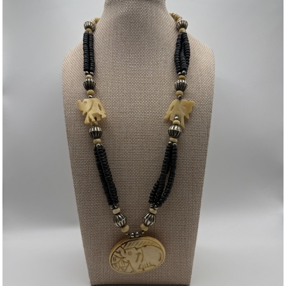 Carved Bone Elephant Boho Shabby Quirky Lagenlook Necklace Cream Black